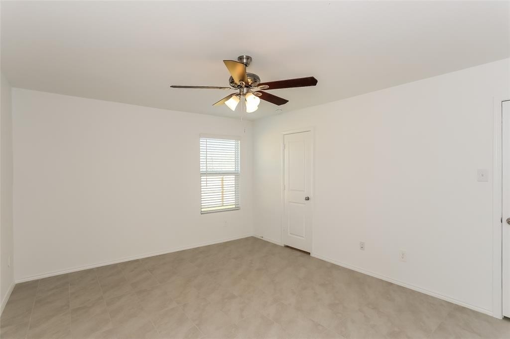 2988 Wallace Wells Court - Photo 8