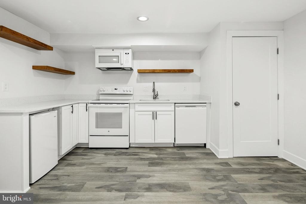 3007 11th St Nw - Photo 19