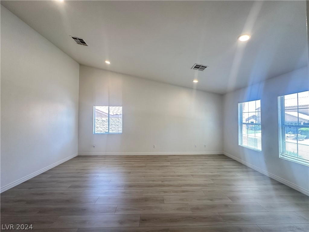 10656 Aire Drive - Photo 3