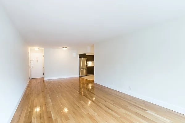 East 41st Street - Photo 1