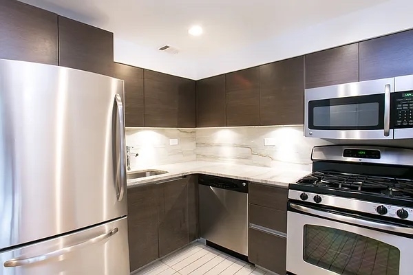 East 41st Street - Photo 2