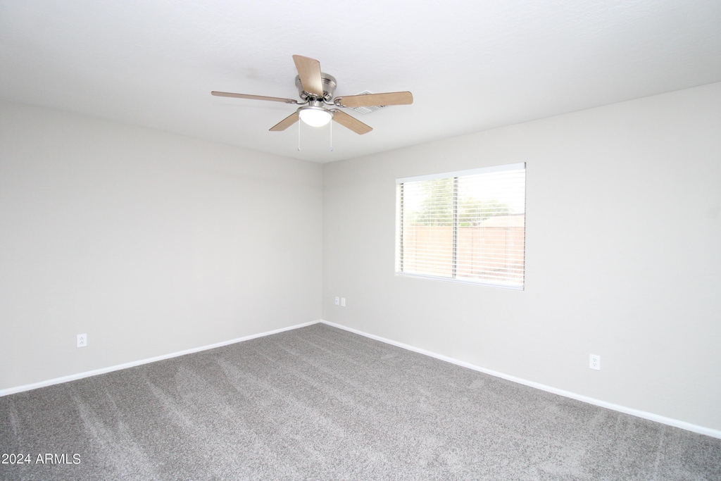 21304 N Shelby Court - Photo 6