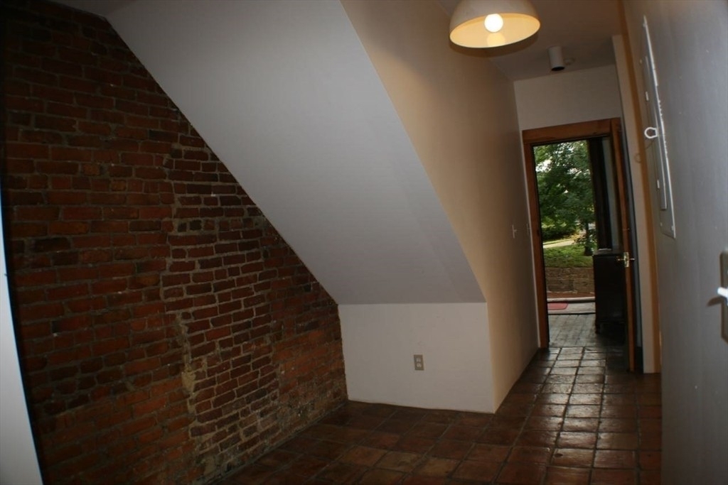 31 Fort Ave - Photo 11