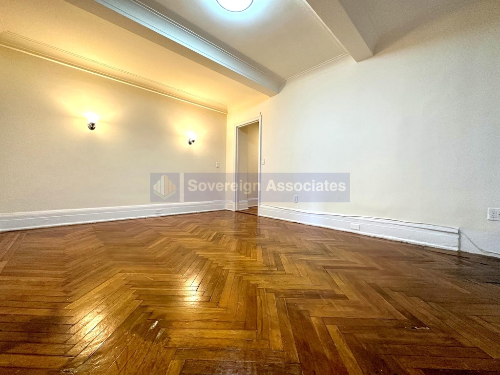 77 West 104th Street - Photo 7