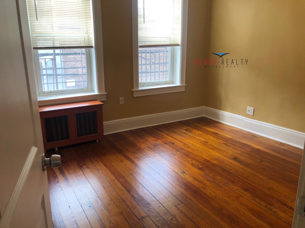 37-11 9th Street - Photo 6