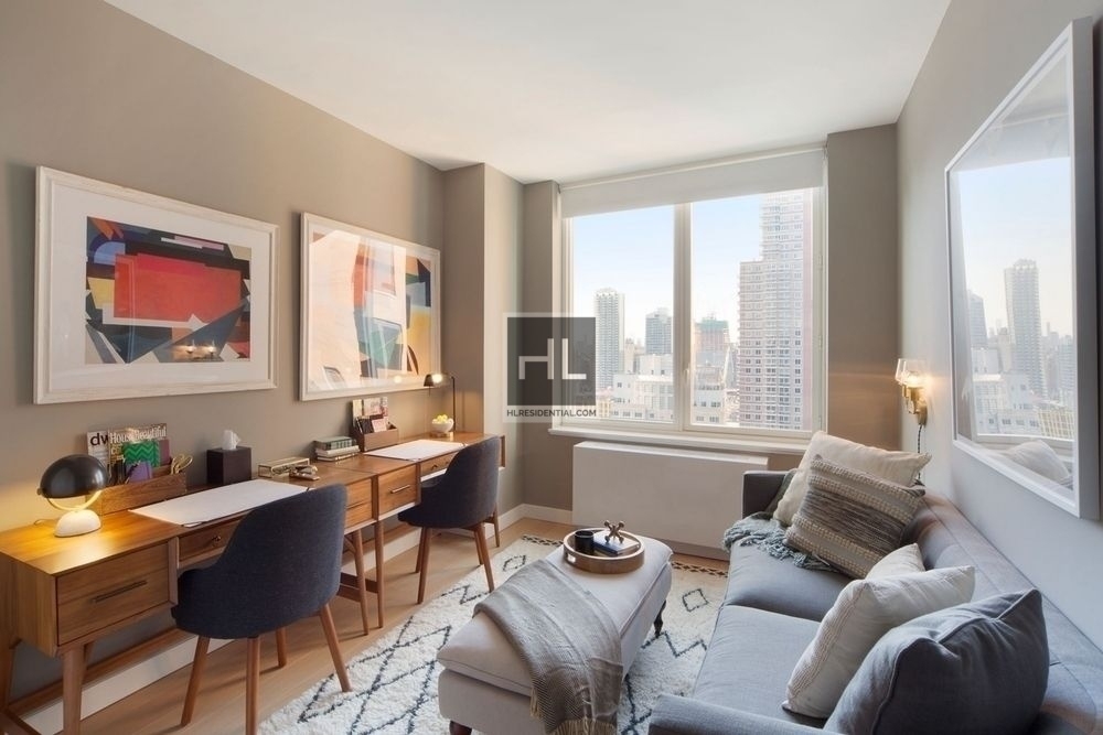 Stunning Luxury Apartment Located in Midtown West - WEST 45 STREET - Photo 4