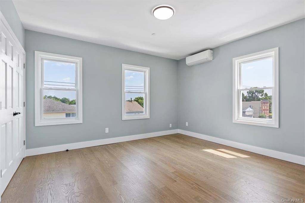 76 Crotona Avenue - Photo 8
