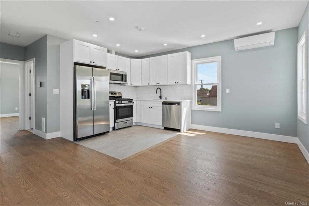 76 Crotona Avenue - Photo 3