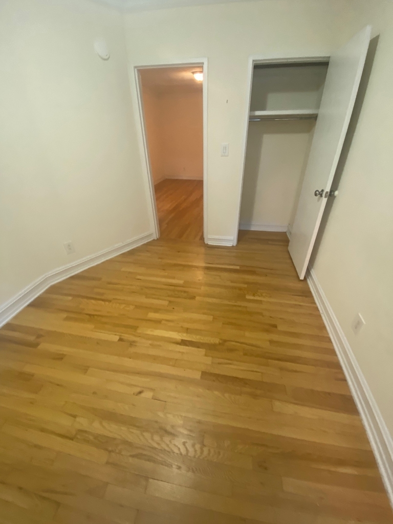 East 76th Street - Photo 3