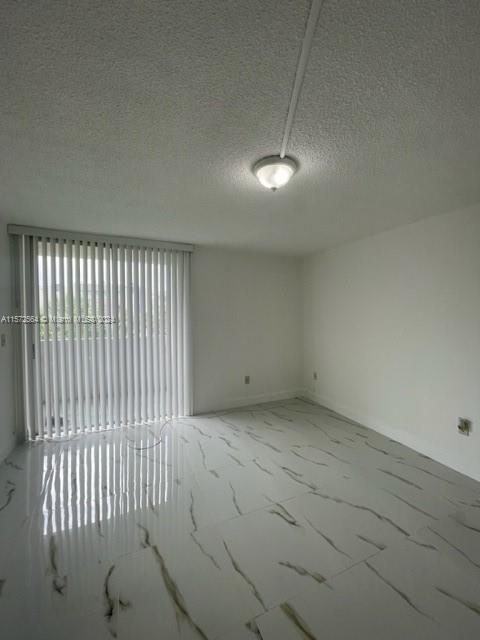 10090 Nw 80th Ct - Photo 15