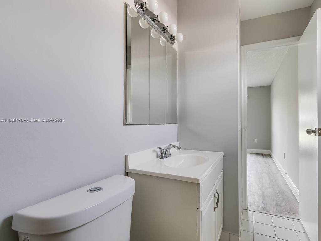 11461 Nw 32nd Pl - Photo 6