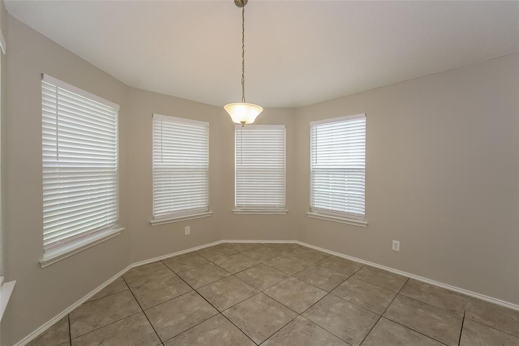 2700 Forest Creek Drive - Photo 5