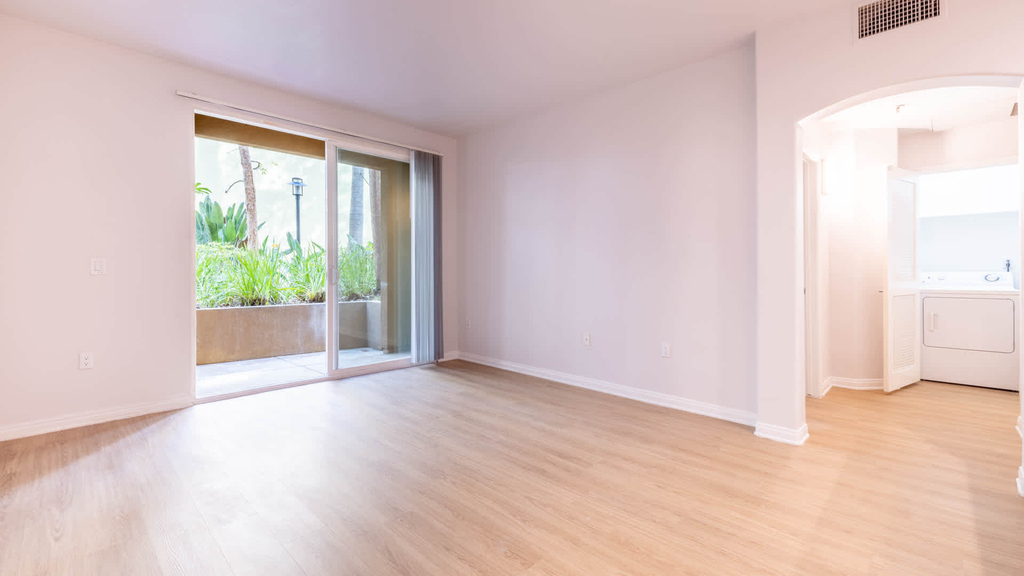 8700 Pershing Dr. - Photo 20