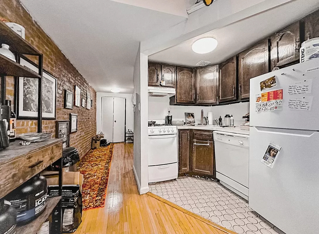 40 East 12th Street - Photo 3