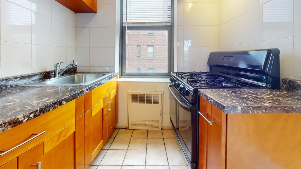 109-23 71st Road - Photo 17