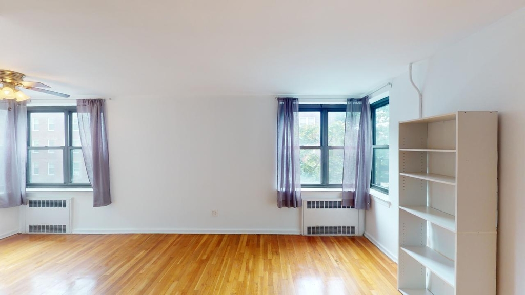109-23 71st Road - Photo 5