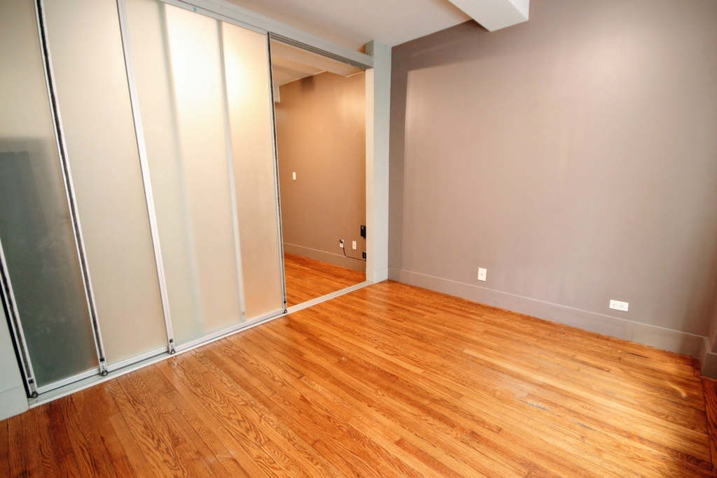  - Photo 2