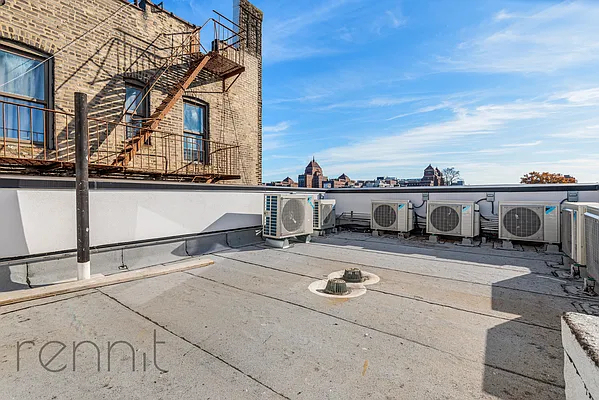 385 Rutland Road - Photo 14