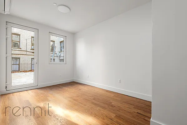 385 Rutland Road - Photo 4