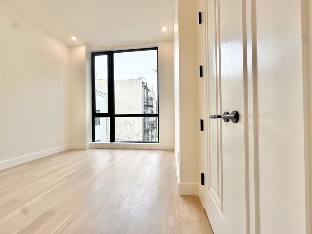 155 Smith Street - Photo 7