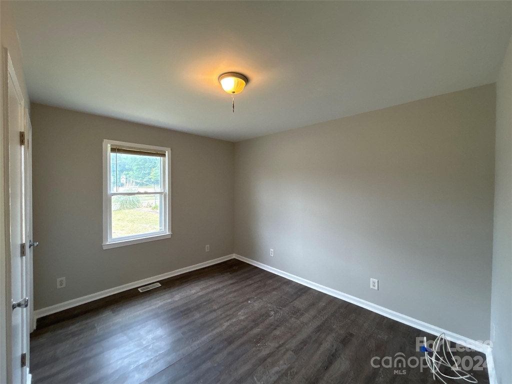 1015 Old Plank Road - Photo 6