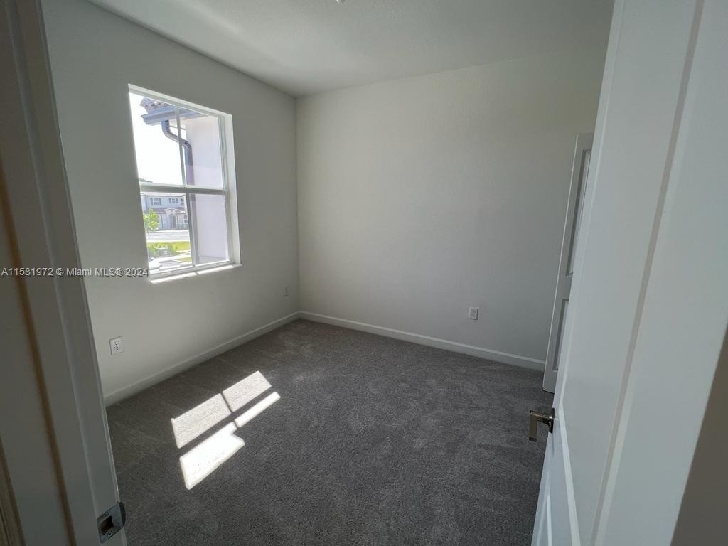 12116 Nw 24th Ct - Photo 11