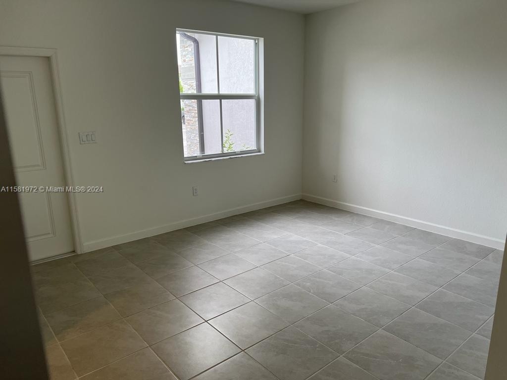 12116 Nw 24th Ct - Photo 6