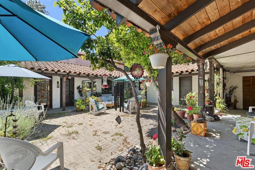 13000 Woodbridge St - Photo 36