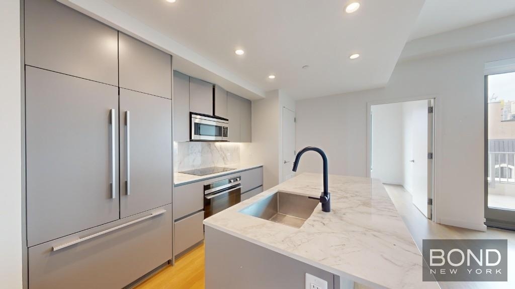 515 East 86th Street - Photo 0