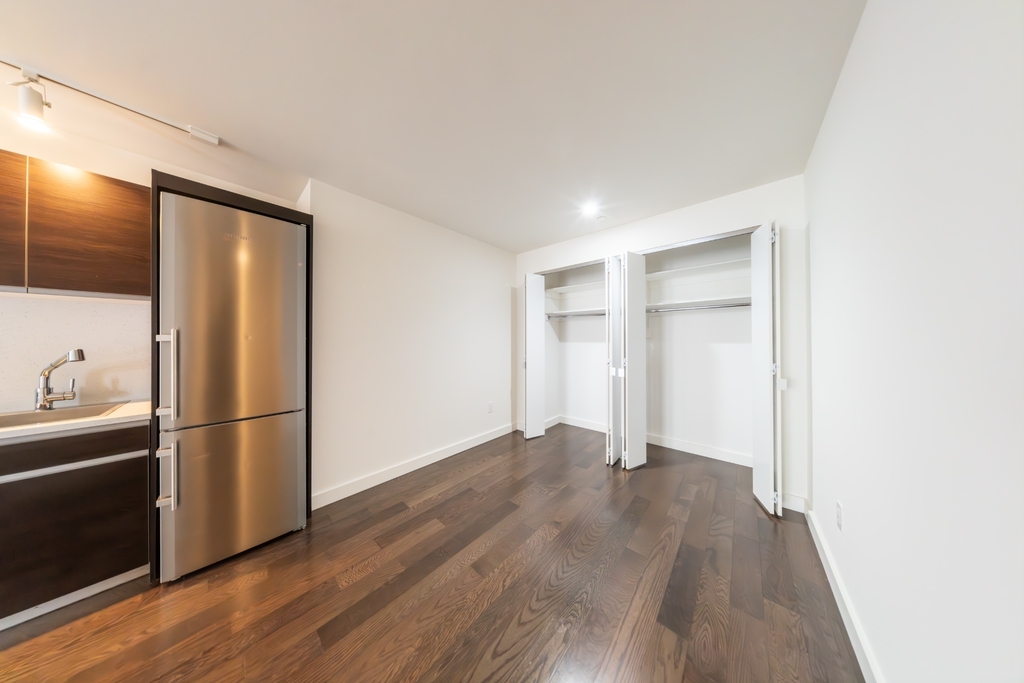 116 John Street - Photo 2
