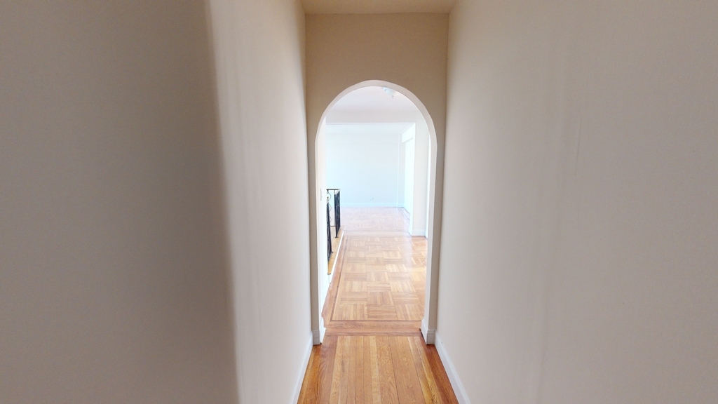 70-01 113th street - Photo 1