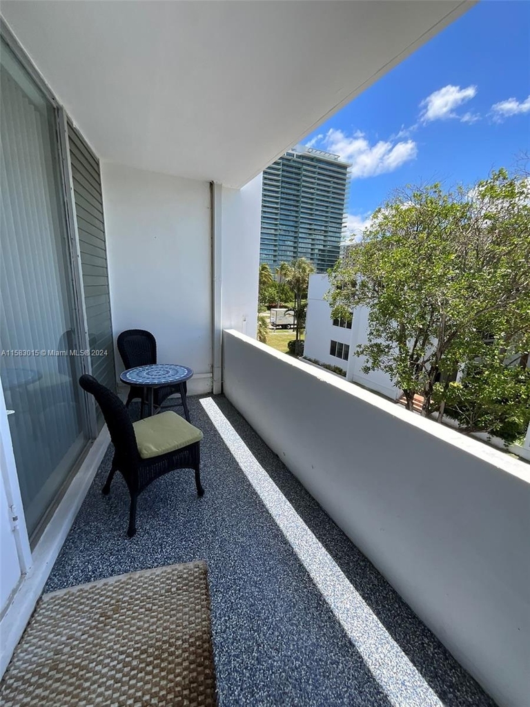10210 Collins Ave - Photo 10
