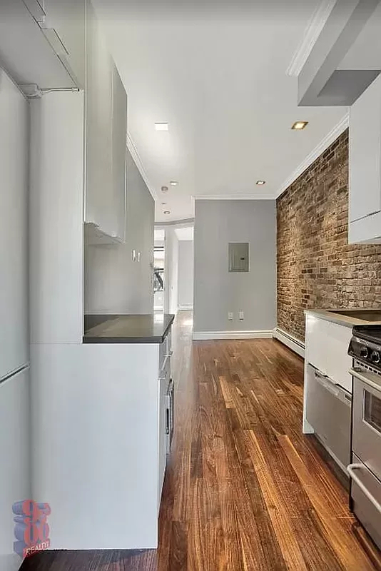 Ridge Street - Photo 2