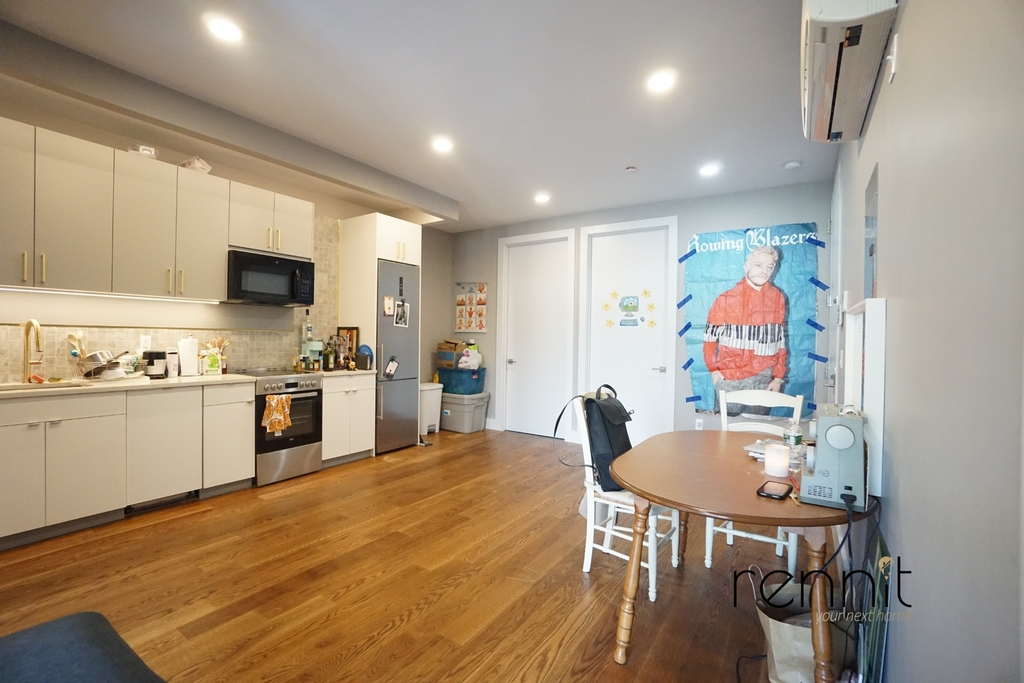 853 Lexington Avenue - Photo 0