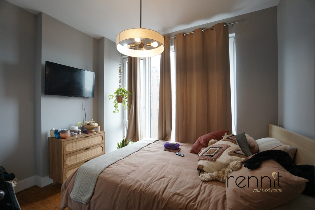 853 Lexington Avenue - Photo 5