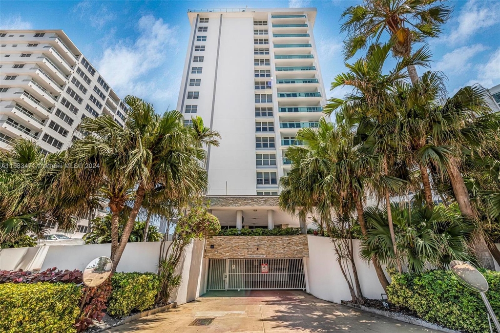 5001 Collins Ave - Photo 30
