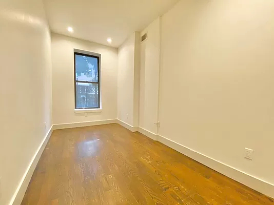 1348 Hancock Street - Photo 1