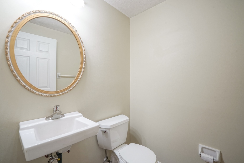 9491 Timber View Drive - Photo 4