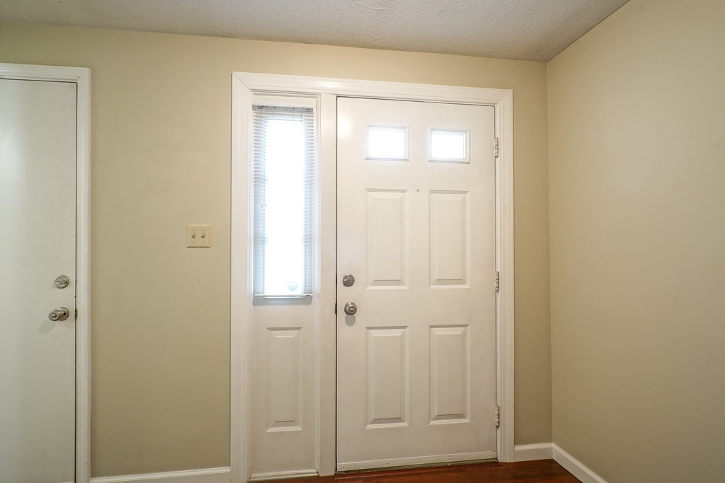 9491 Timber View Drive - Photo 3