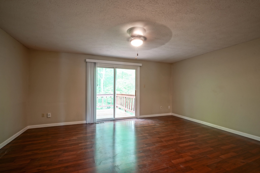 9491 Timber View Drive - Photo 9