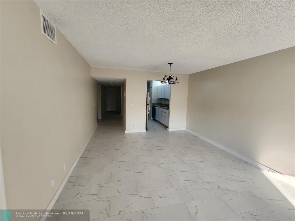 1351 Sw 125th Ave - Photo 2
