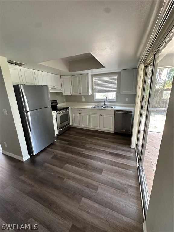 3705 Country Club Boulevard - Photo 5