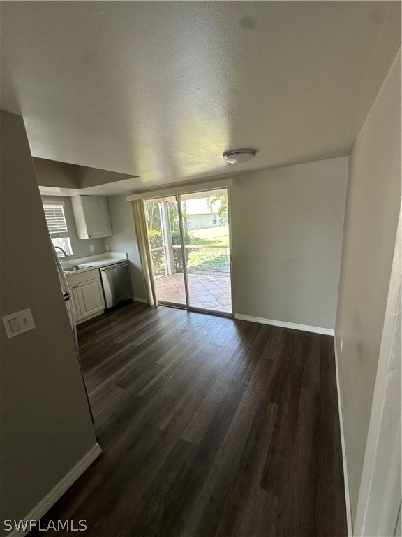 3705 Country Club Boulevard - Photo 4