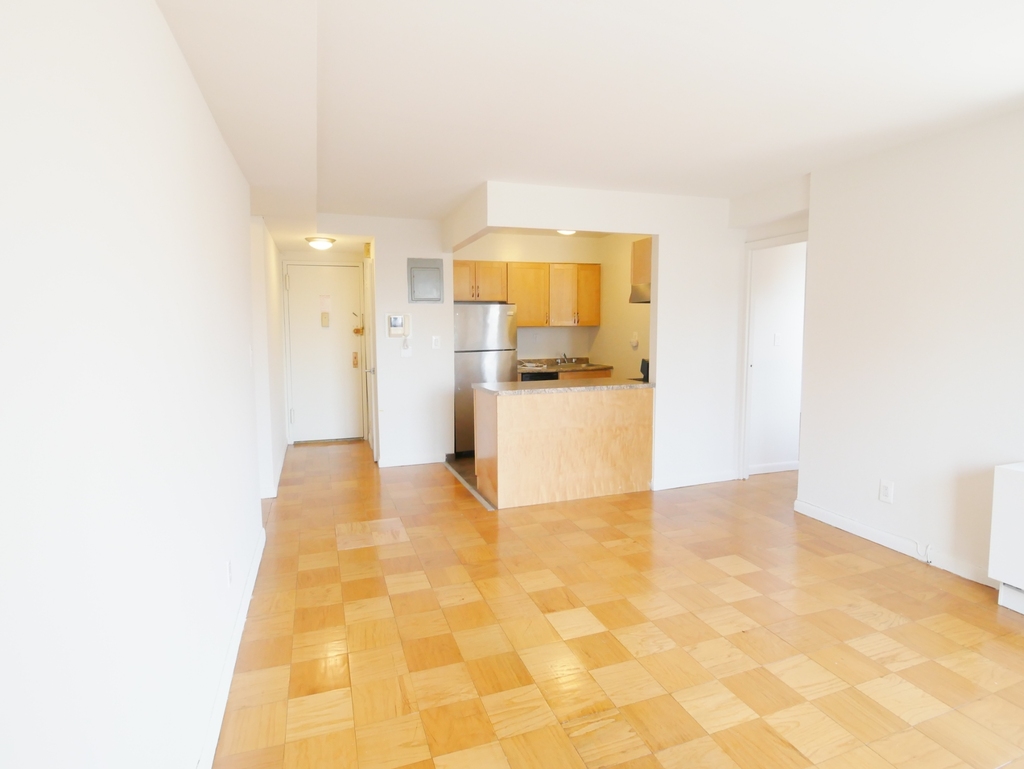 169 East 91st Street - Photo 2