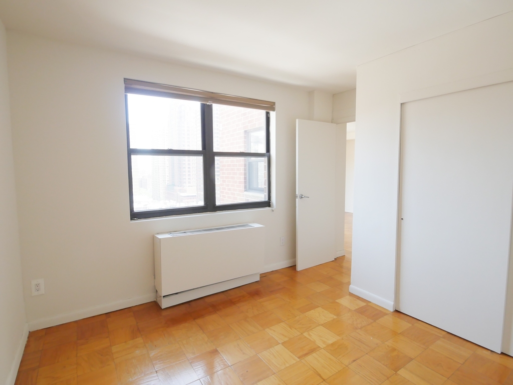 169 East 91st Street - Photo 14