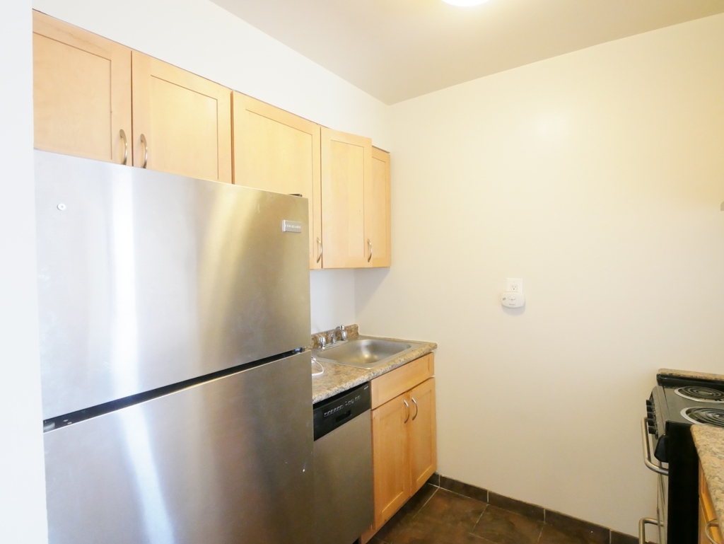 169 East 91st Street - Photo 5