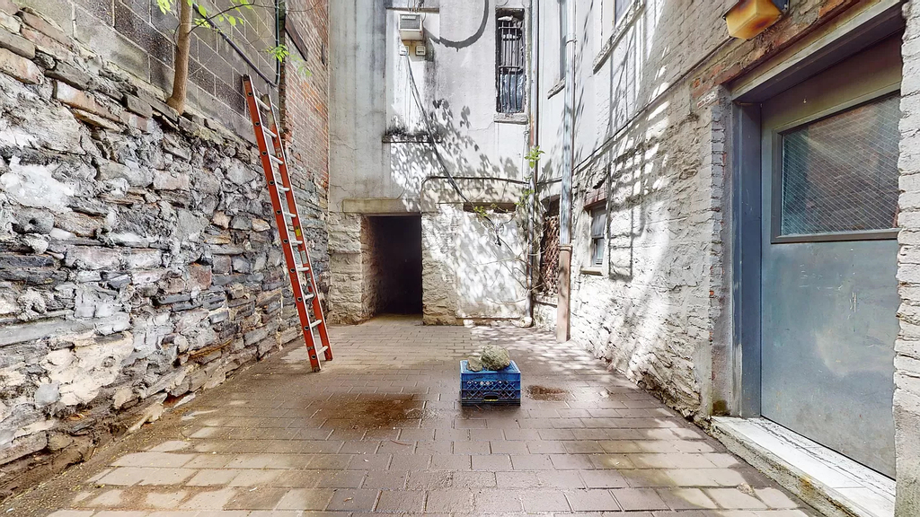 East 13th Street - Photo 9