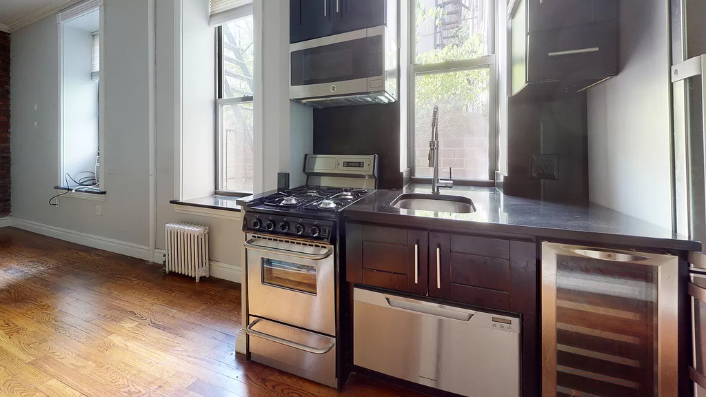East 13th Street - Photo 0