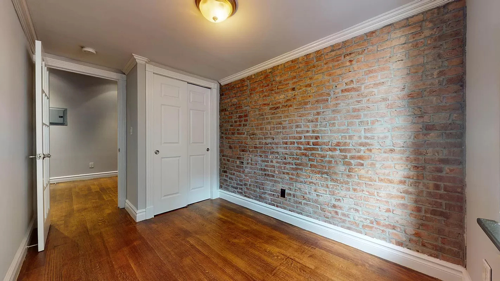 234 West 14th Street - Photo 4