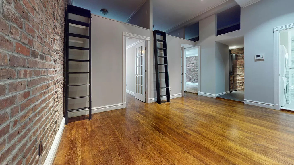 234 West 14th Street - Photo 7